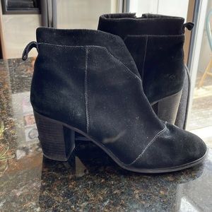 Size 11 Black Heeled TOMS Boots